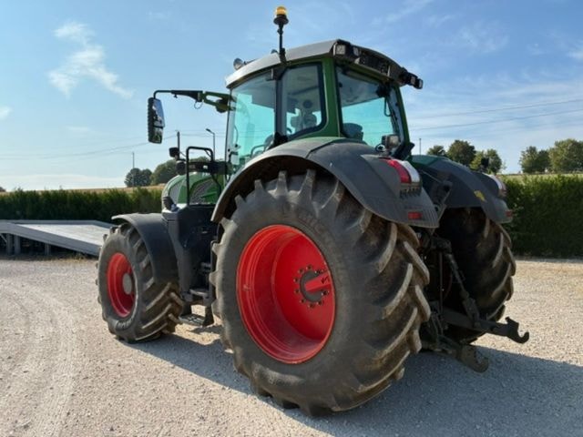 Tracteur FENDT 828 S4 PROFI + - photo slide 4