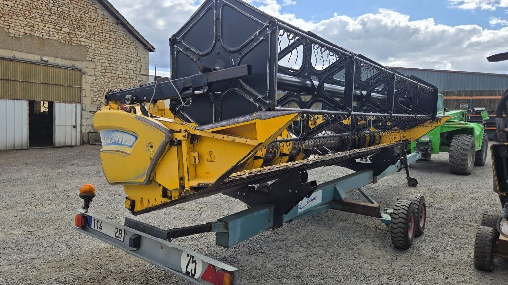 Moissonneuse NEW HOLLAND CX 6080 FS - photo slide 40