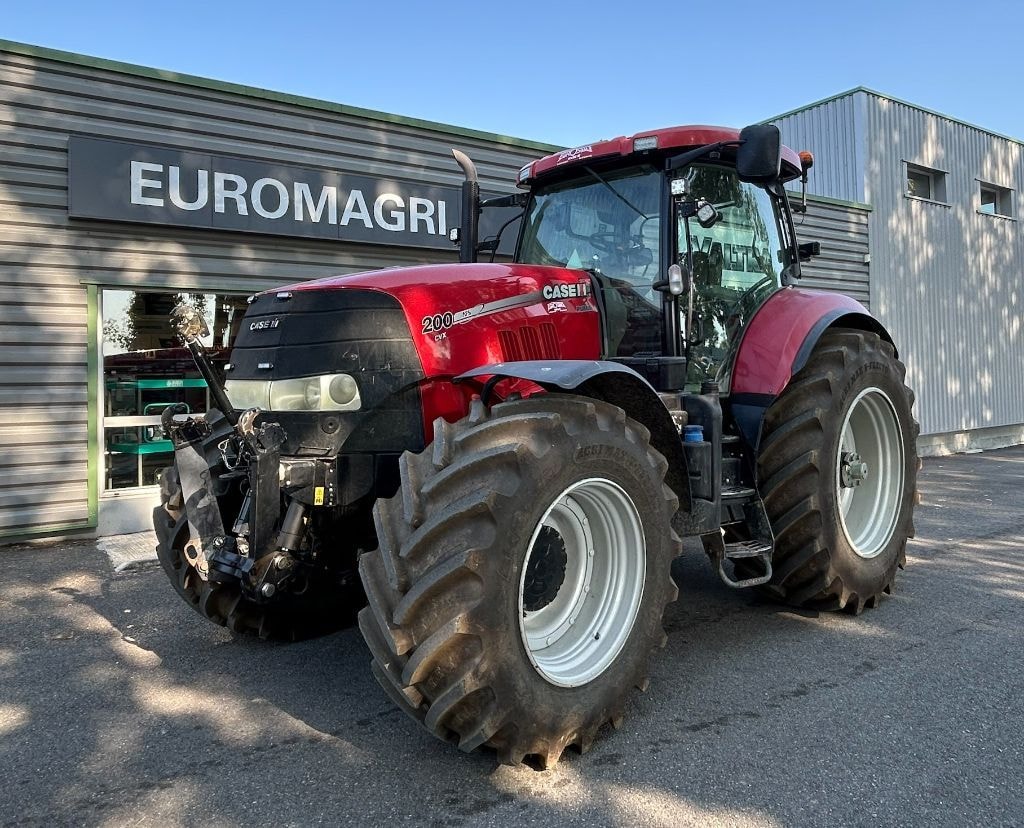 Tracteur CASE IH PUMA CVX 200 - photo slide 1