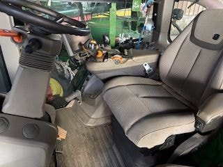 Tracteur JOHN DEERE 8R370 - photo slide 11