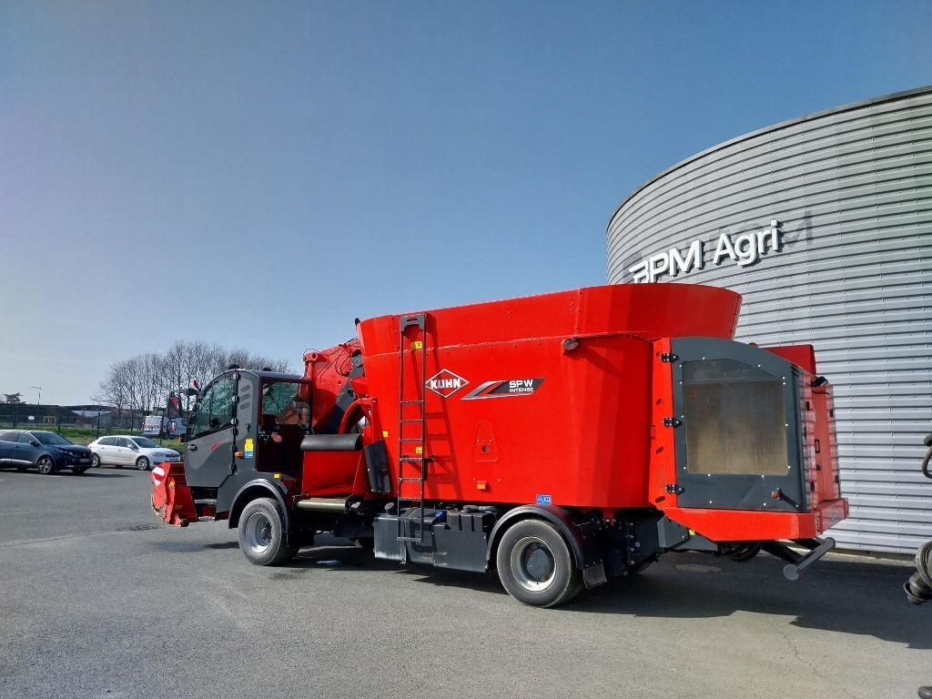 Melangeuse automotrice KUHN SPW 18 CS intense - photo slide 3
