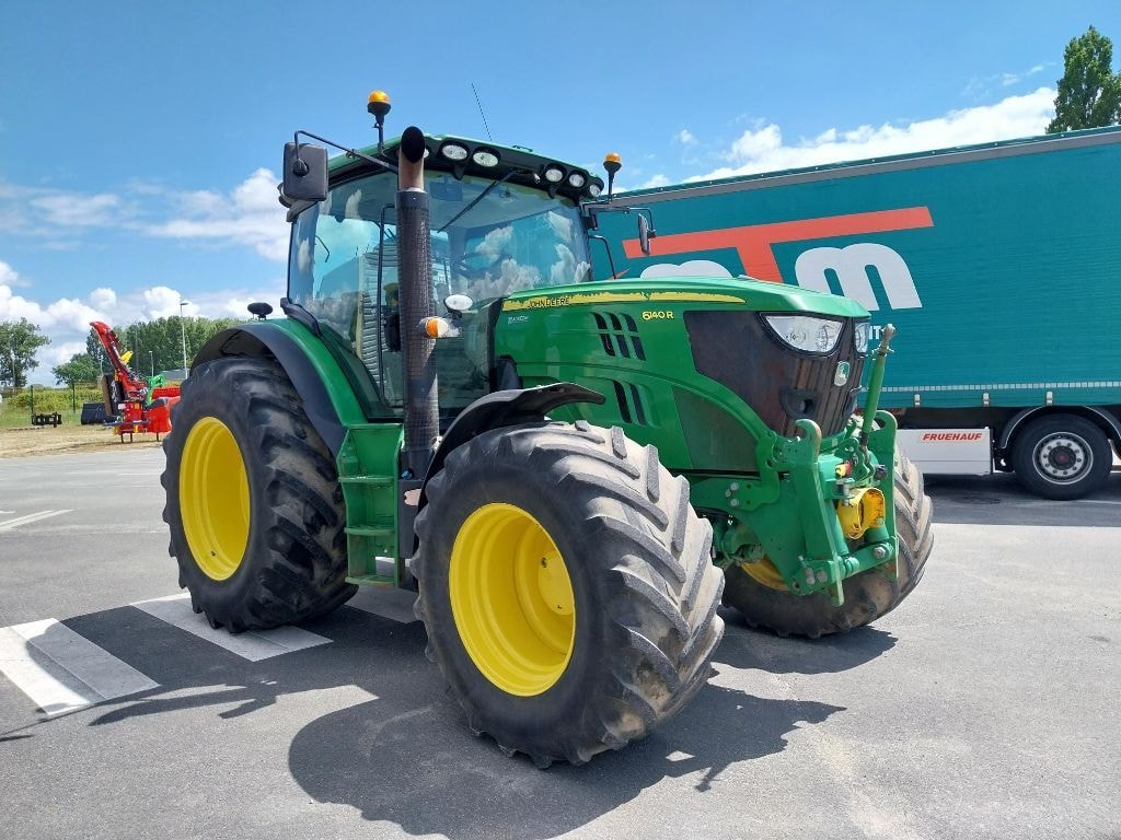 Tracteur JOHN DEERE 6140R - photo slide 5