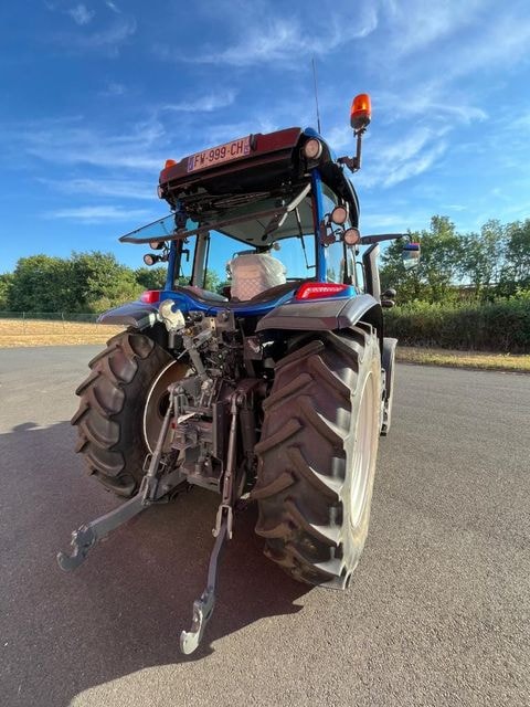 Tracteur VALTRA G105A - photo slide 3