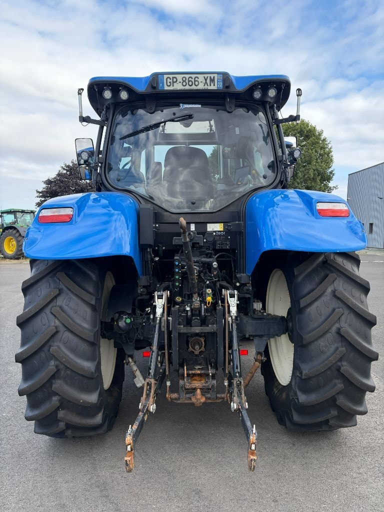 Tracteur chargeur NEW HOLLAND T6.160 - photo slide 12