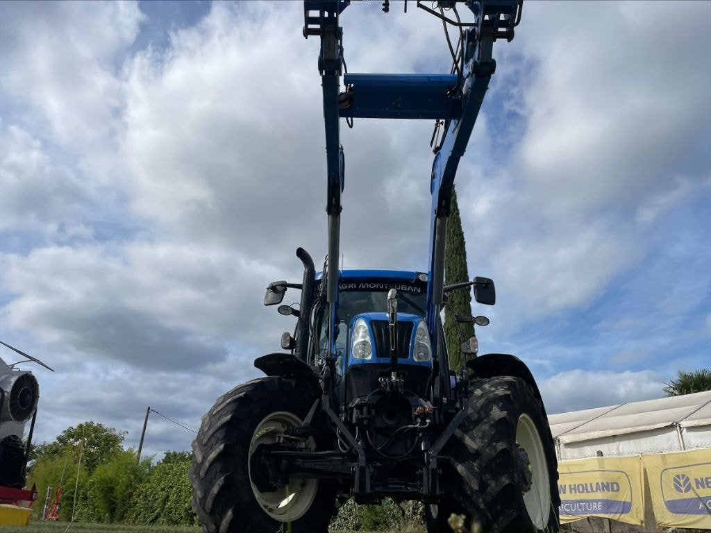 Tracteur chargeur NEW HOLLAND T6.155 - photo slide 12