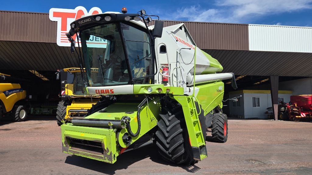 Moissonneuse CLAAS TUCANO 450 - photo slide 43