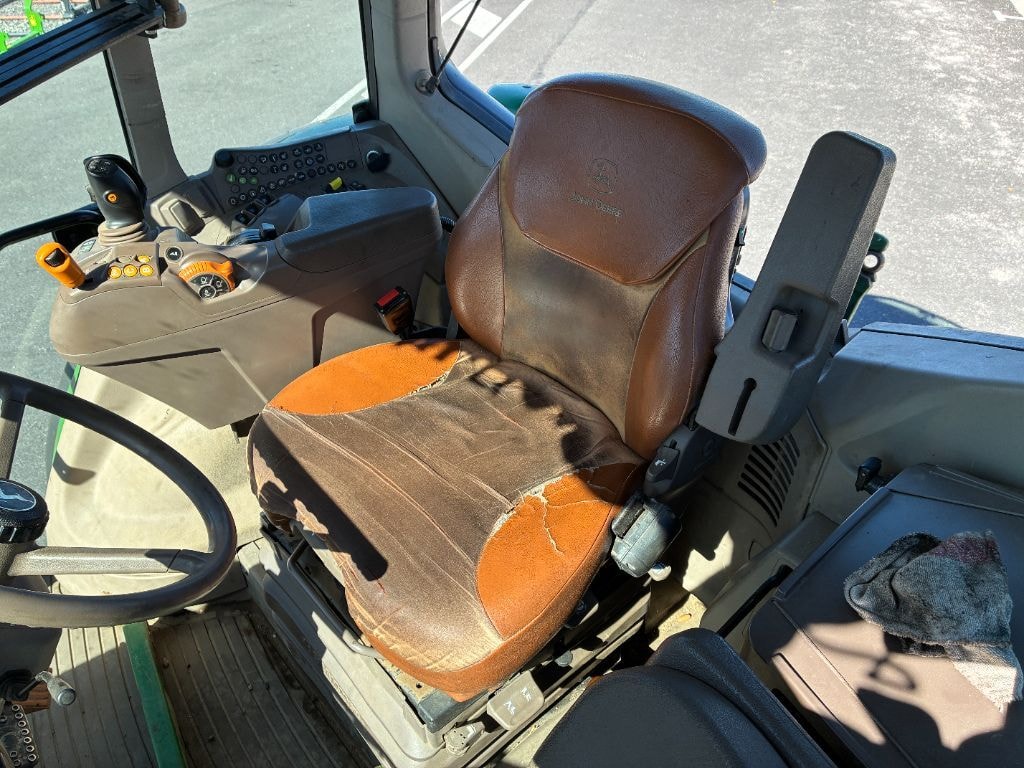 Tracteur JOHN DEERE 6155 M COMMAND QUAD  - photo slide 9