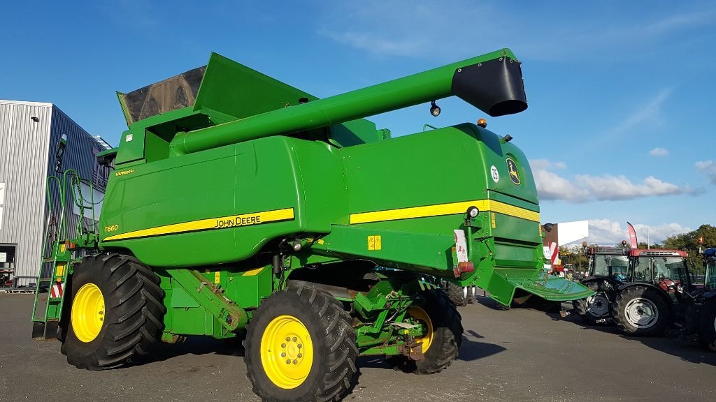 Moissonneuse JOHN DEERE T660 HM 4RM - photo slide 45