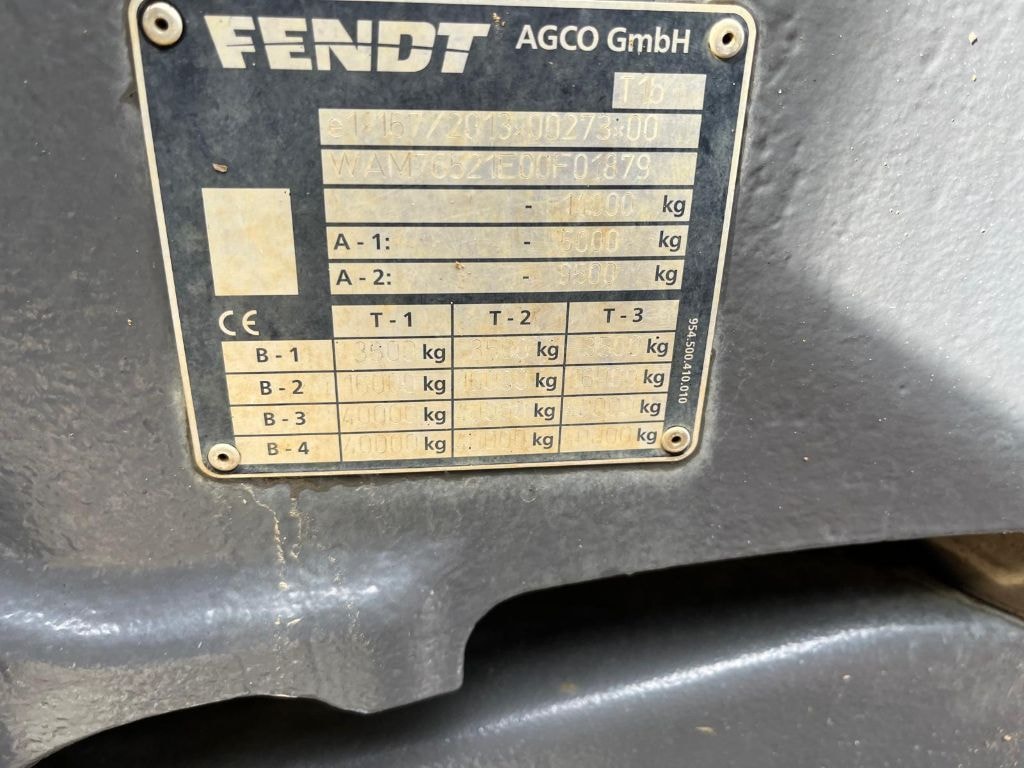 Tracteur FENDT 724 VARIO POWER - photo slide 27