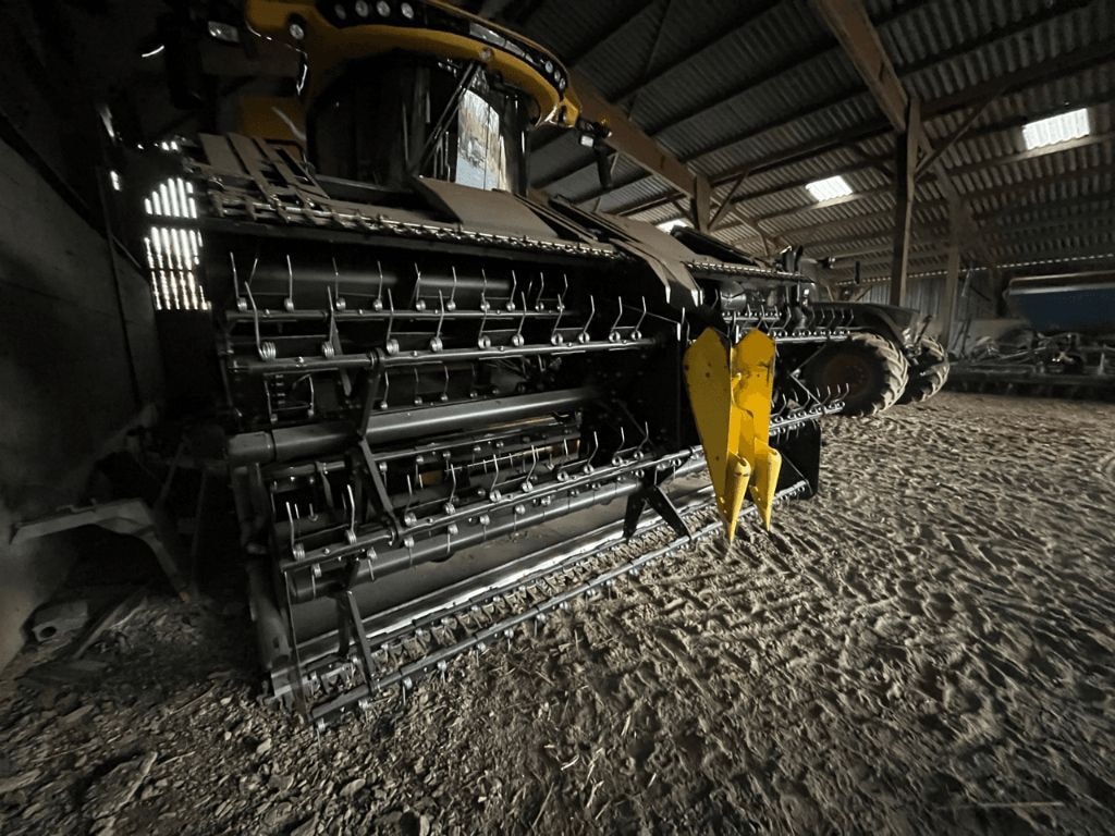 Moissonneuse NEW HOLLAND CX 7.80 - photo slide 10