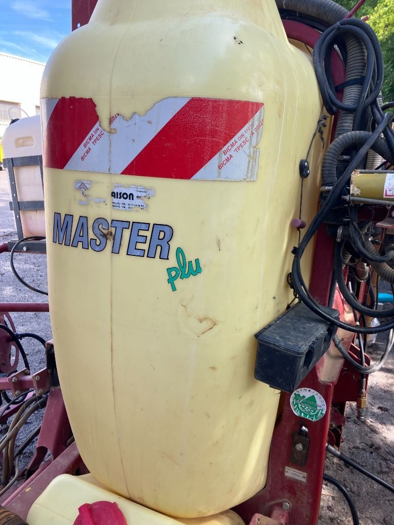 Pulverisateur HARDI MASTER PLUS - photo slide 16