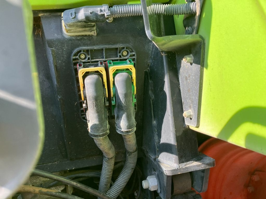 Tracteur chargeur CLAAS Arion 460 - photo slide 25