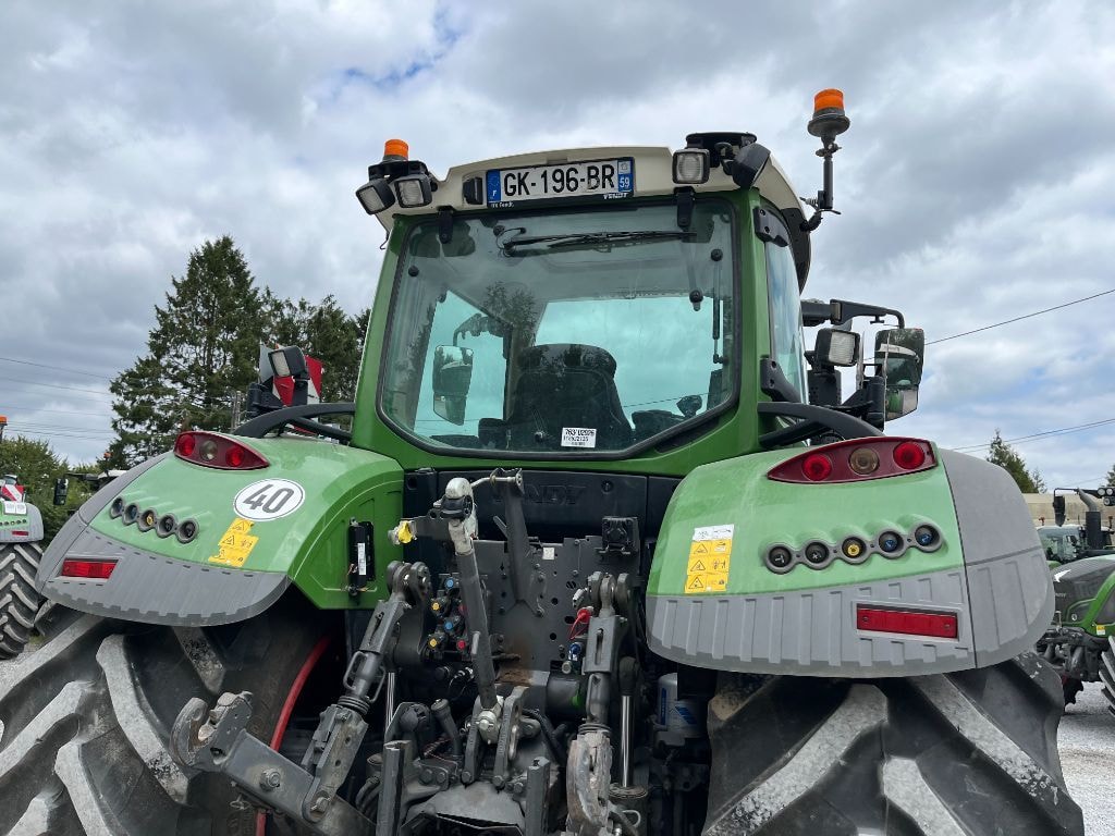 Tracteur FENDT 720 VARIO POWER + - photo slide 8