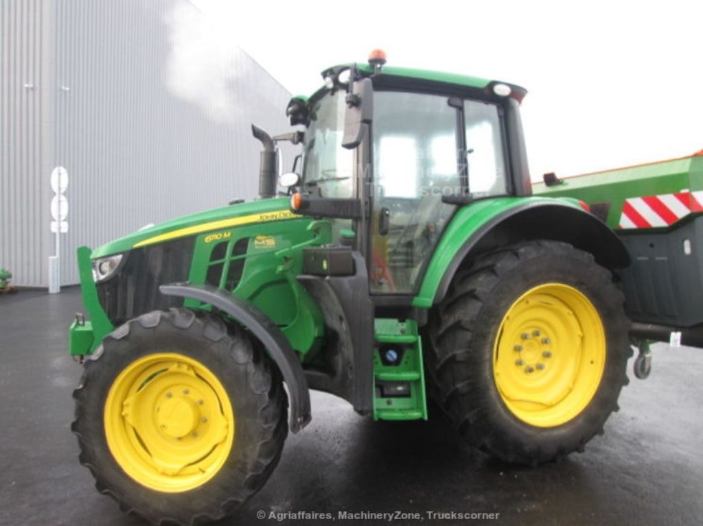 Tracteur chargeur JOHN DEERE 6110M - photo slide 2