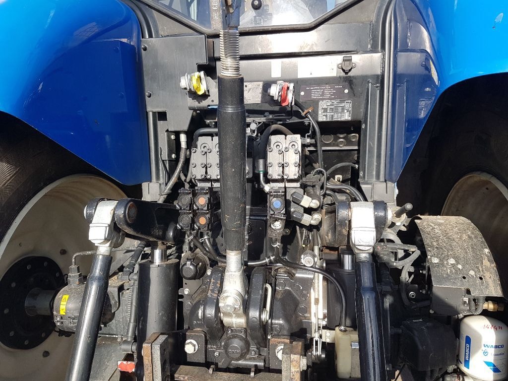 Tracteur NEW HOLLAND T7.270 AC - photo slide 29