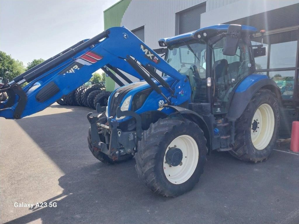 Tracteur chargeur NEW HOLLAND T5 120 - photo slide 2