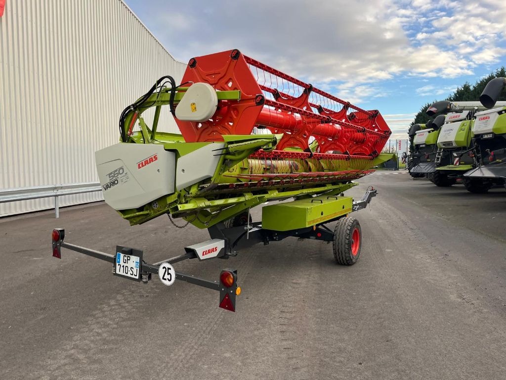 Moissonneuse CLAAS Trion 520 - photo slide 24