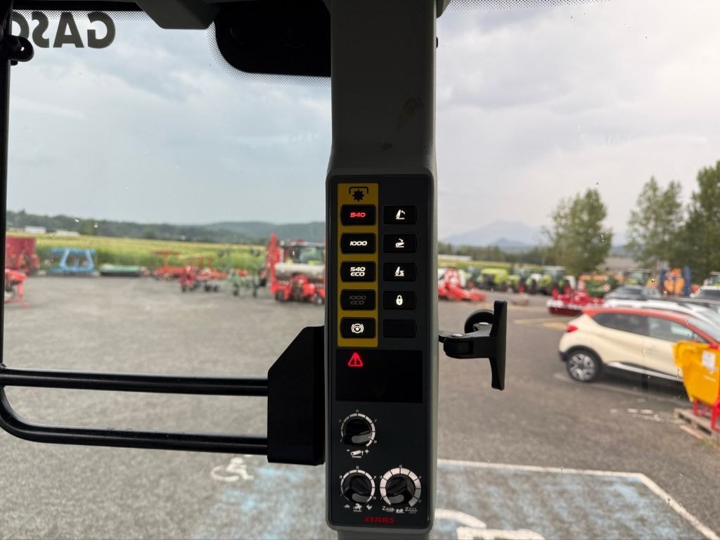 Tracteur CLAAS ARION 430 - photo slide 19