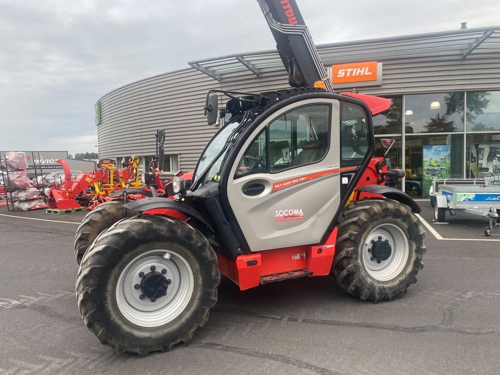 Telescopique MANITOU MLT 635-130 PS+ - photo slide 2