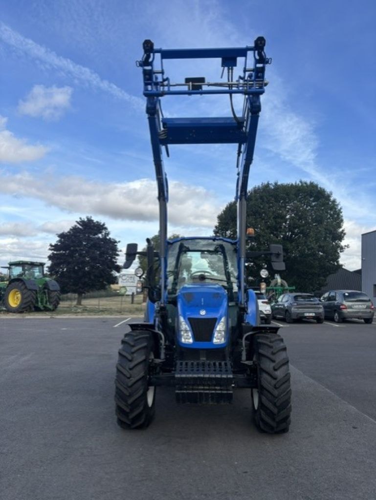 Tracteur chargeur NEW HOLLAND T5.100 - photo slide 4