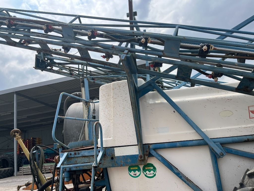 Pulverisateur EVRARD T2500 - photo slide 18