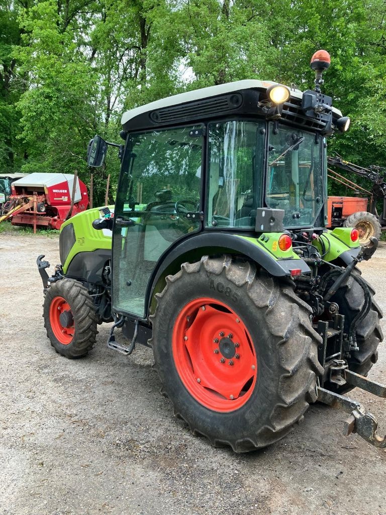 Tracteur CLAAS Nexos 230 vl - photo slide 3
