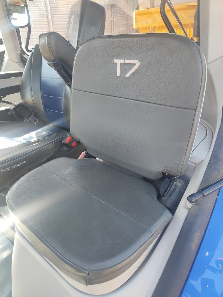Tracteur NEW HOLLAND T7.315 HD - photo slide 12