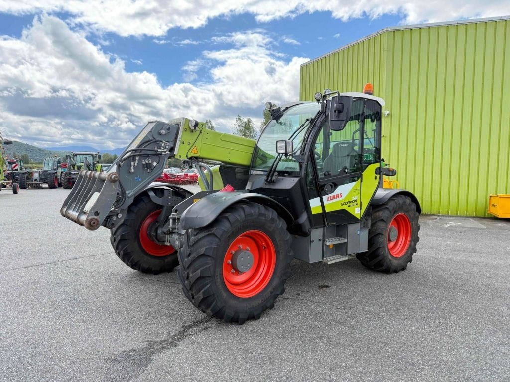 Telescopique CLAAS SCORPION 741 VARIPOWER - photo slide 5
