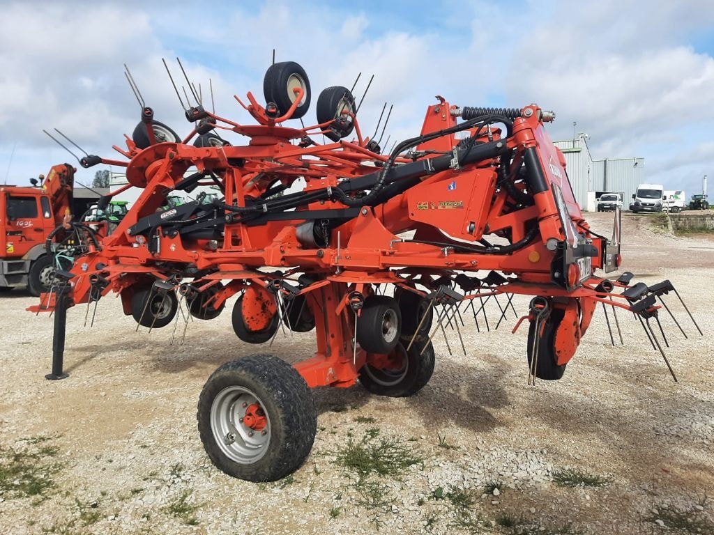 Faneuse KUHN GF 13012 T - photo slide 9