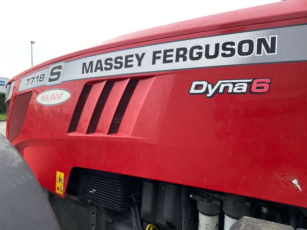 Tracteur MASSEY FERGUSON 7718S DYNA-6 EFFICIENT - photo slide 15