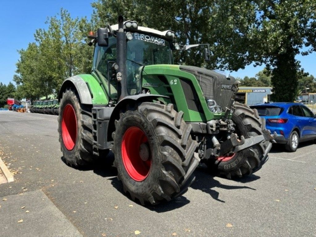 Tracteur FENDT 822 VARIO PROFI + - photo slide 3