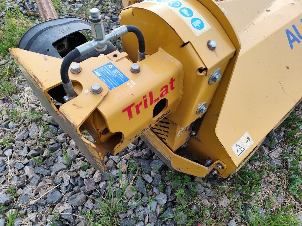 Broyeur d'accotement ALPEGO Trila Mr TL33 200 - photo slide 7