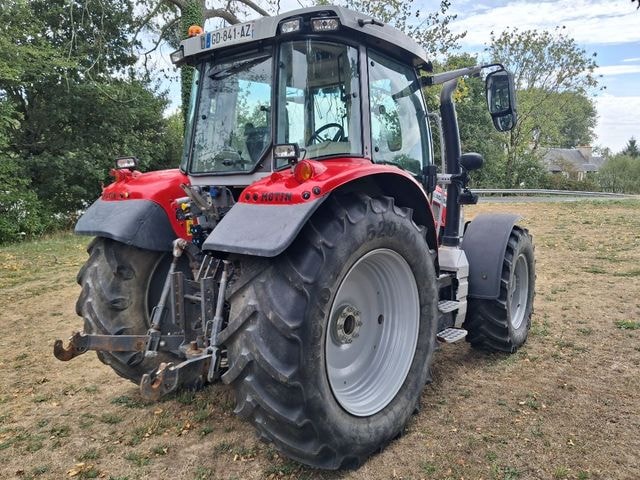 Tracteur MASSEY FERGUSON 5S 125 - photo slide 5