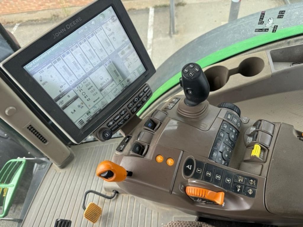 Tracteur JOHN DEERE 7250R - photo slide 10