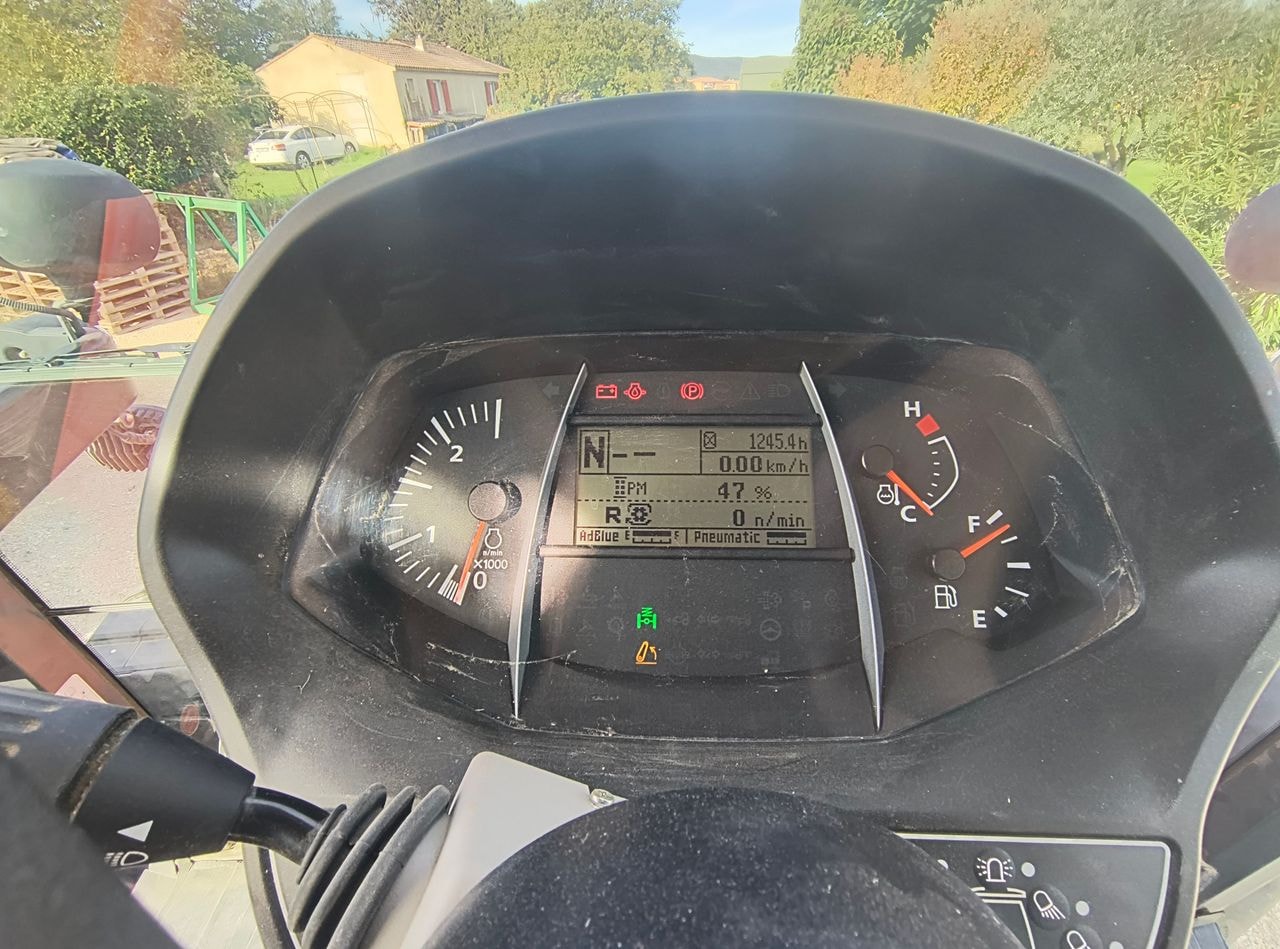 Tracteur KUBOTA M7 173 premium - photo slide 18