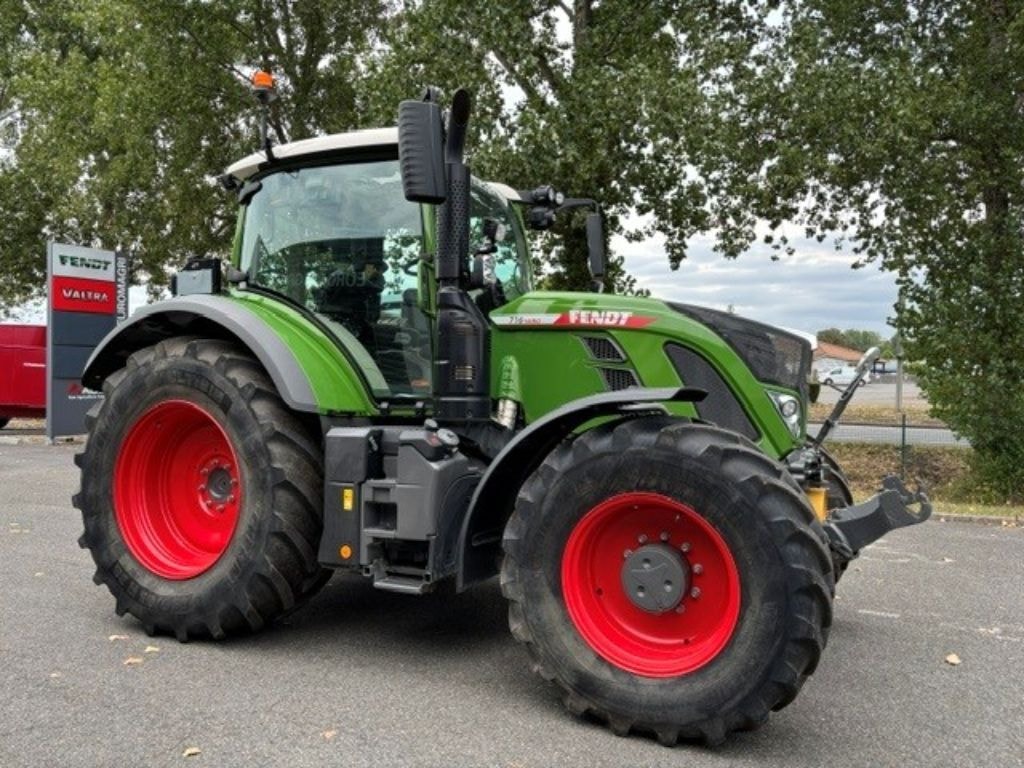 Tracteur FENDT 716 VARIO PROFI + - photo slide 3