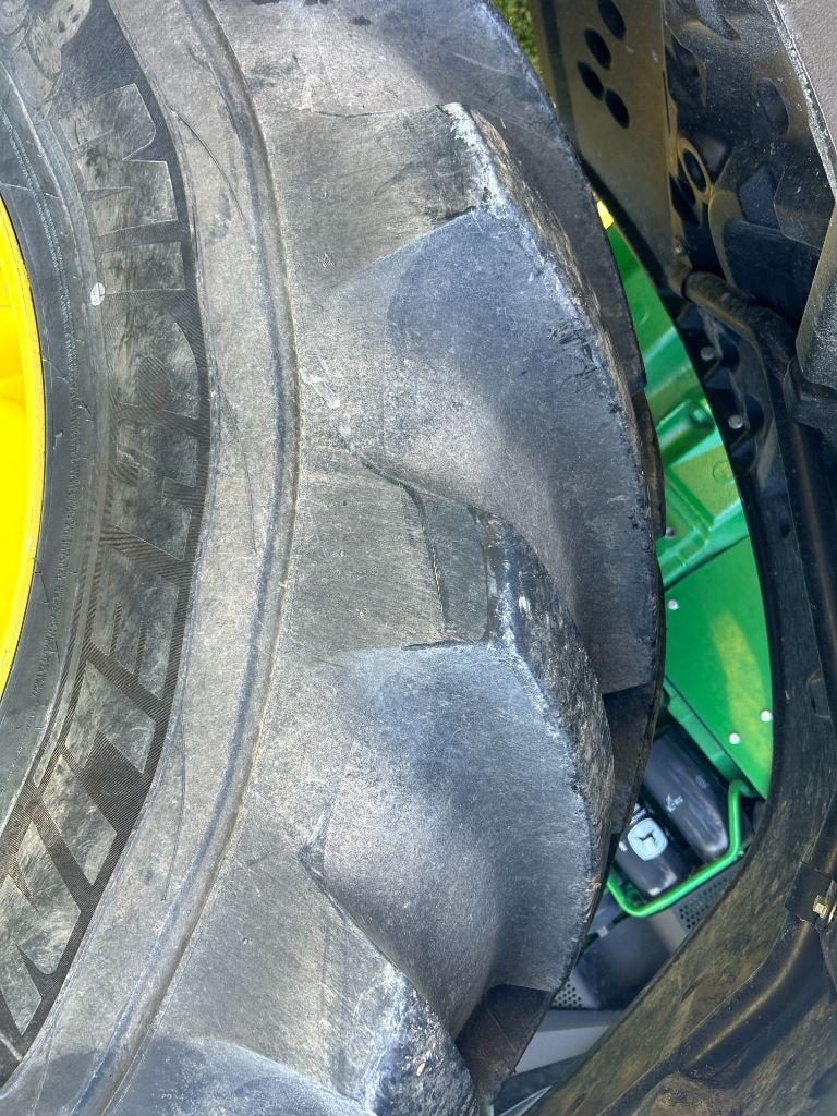 Tracteur JOHN DEERE 8R410 - photo slide 13
