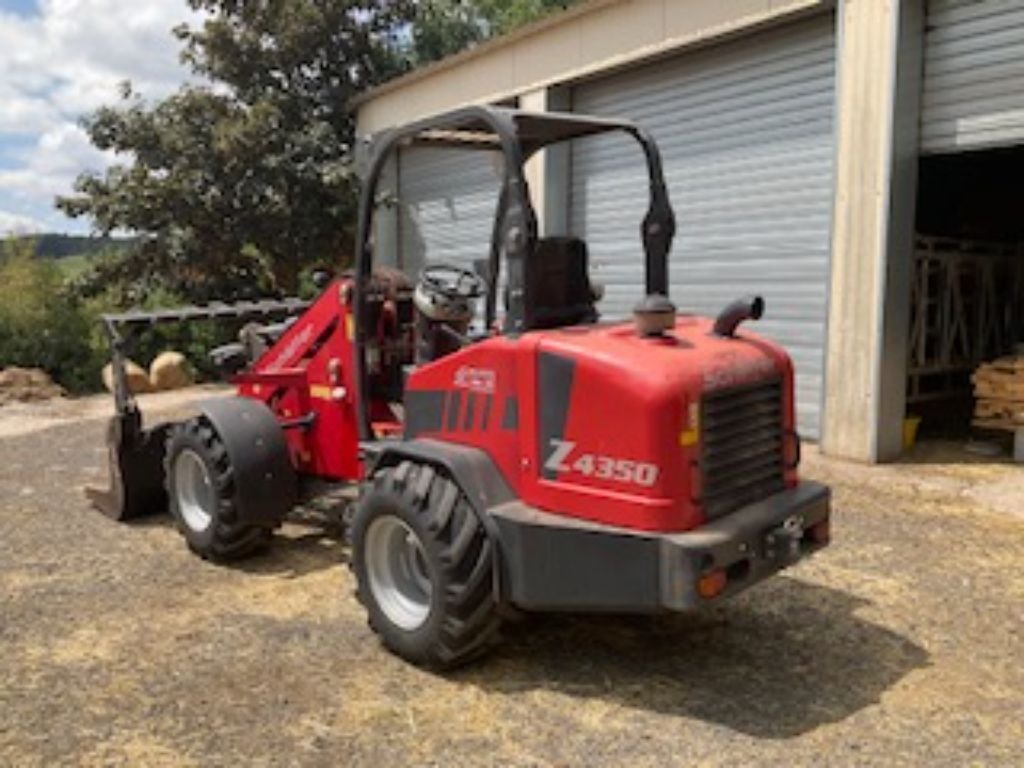 Valet de ferme SCHAEFFER 4350 Z - photo slide 4
