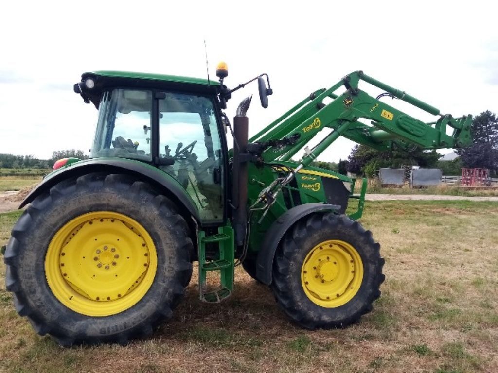 Tracteur JOHN DEERE 6110 MC - photo slide 2