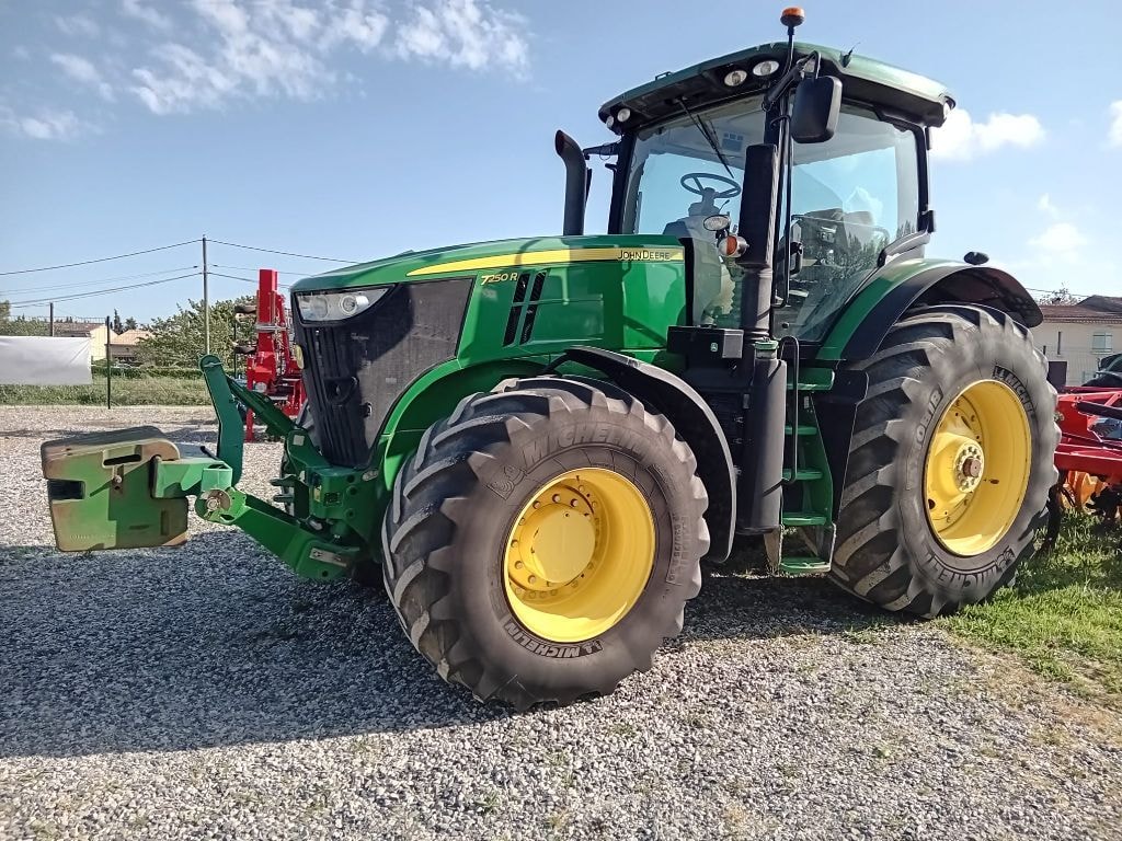 Tracteur JOHN DEERE 7250 R - photo slide 1