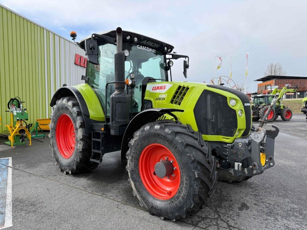 Tracteur CLAAS ARION 630 HEXASHIFT - - photo slide 1