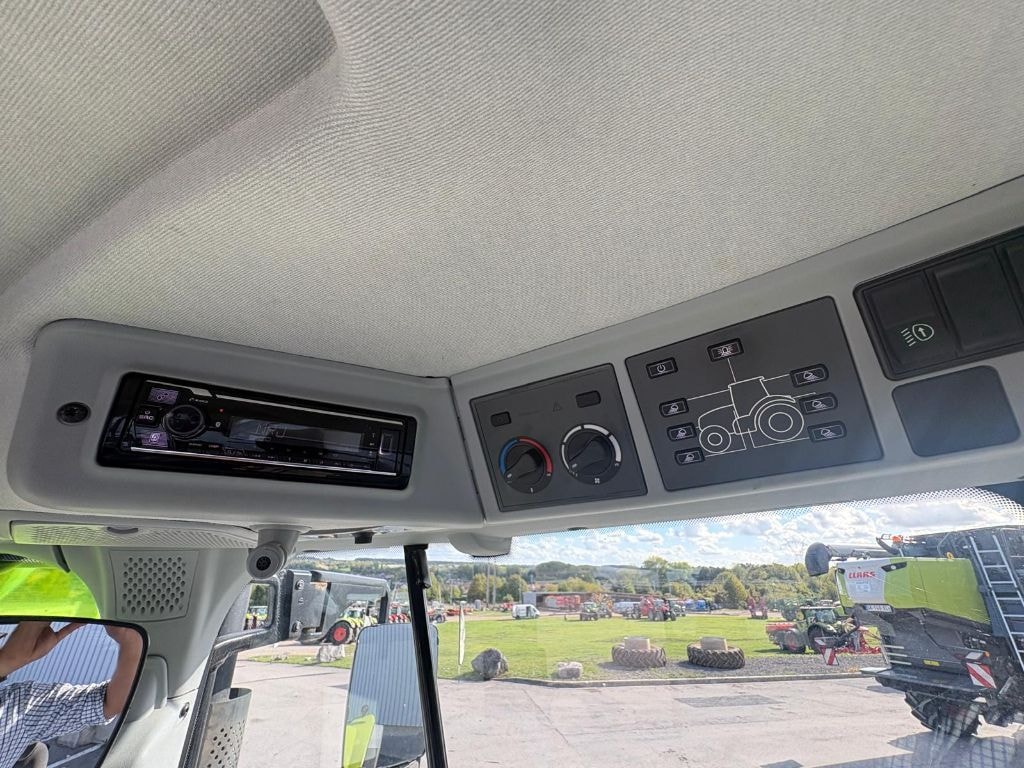 Tracteur CLAAS ARION 530 - photo slide 12