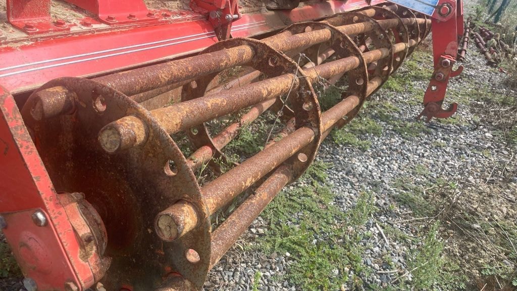 Herse rotative KUHN HR 403 - photo slide 4