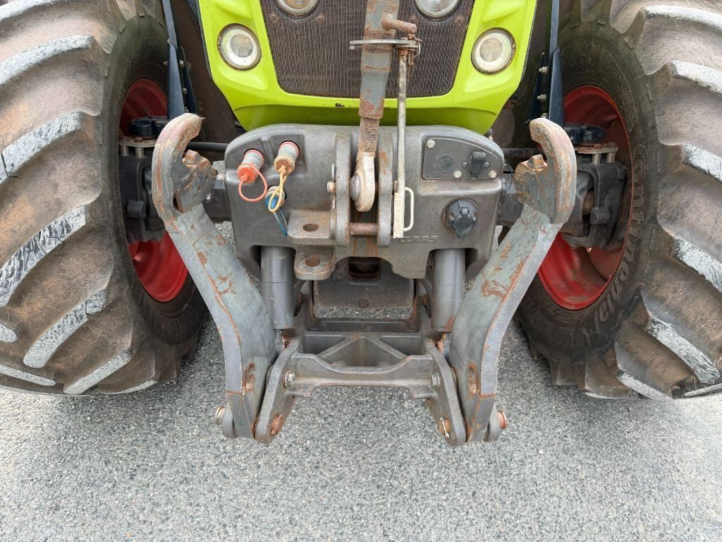 Tracteur CLAAS AXION 810 - photo slide 12