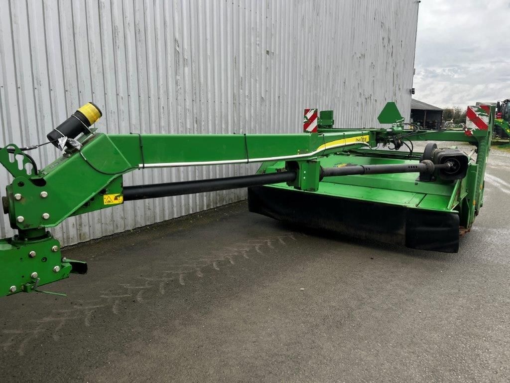 Faucheuse conditionneuse JOHN DEERE 630 - photo slide 2