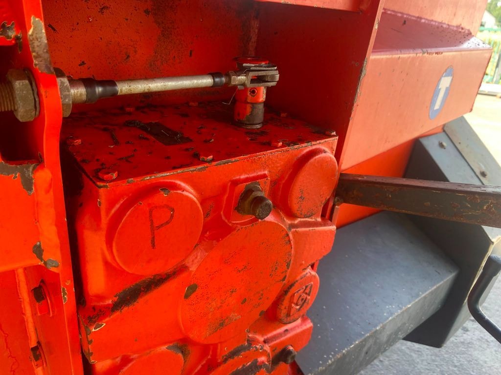 Desileuse pailleuse KUHN MINOTOR 3060 - photo slide 6