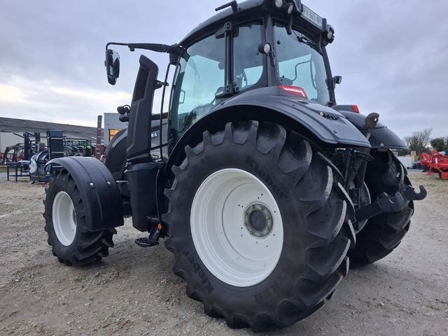 Tracteur VALTRA T174ED - photo slide 8