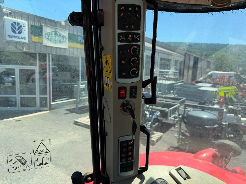 Tracteur chargeur MASSEY FERGUSON 6714S DYNA-6 MR EFFICIENT - photo slide 13