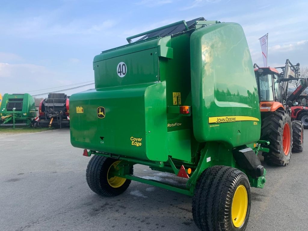Presse balles rondes JOHN DEERE 854 Spécial Édition pic up 2.20m  - photo slide 8