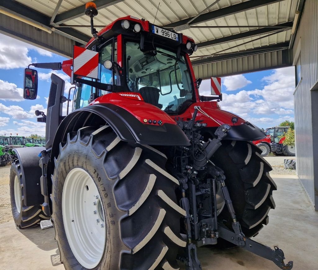 Tracteur VALTRA Q245 - photo slide 10
